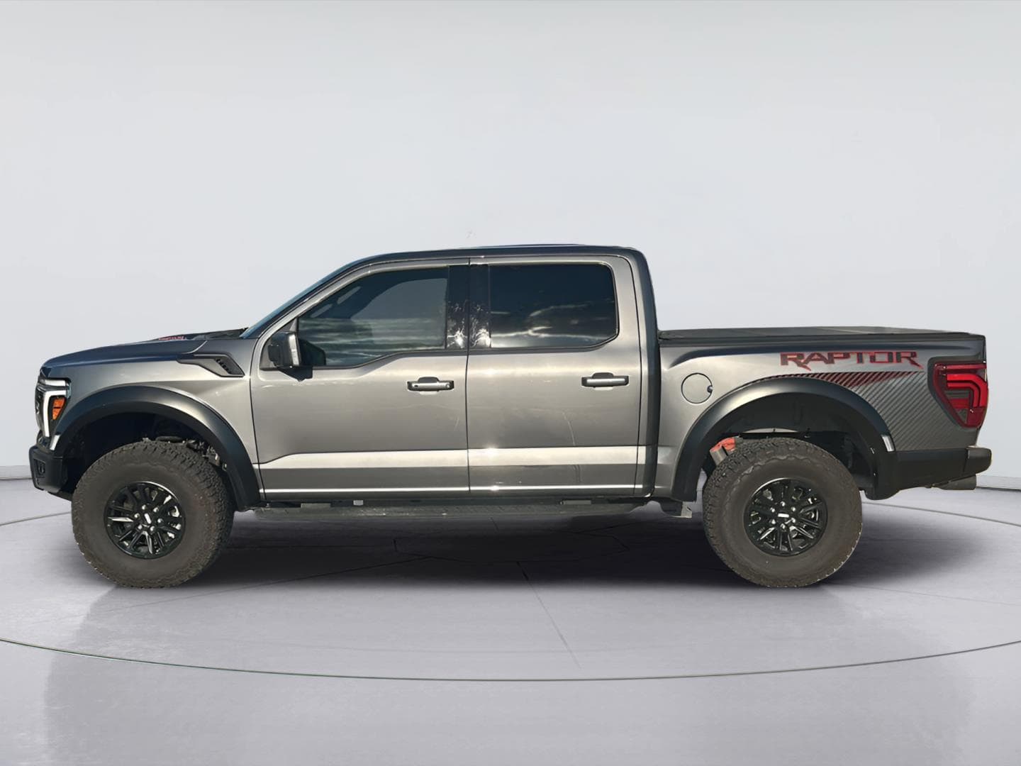 2025 Ford F-150 Raptor — photo 1 of 5