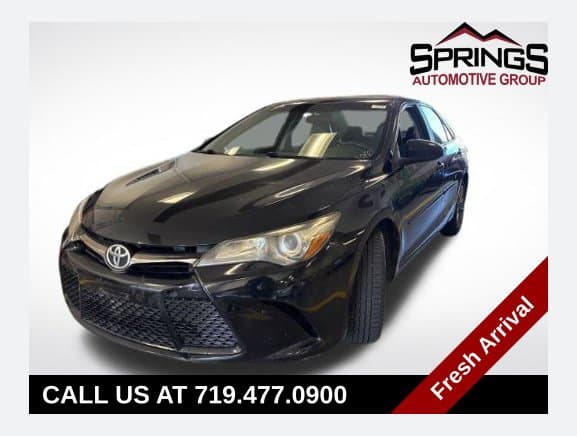 2016 Toyota Camry Base — photo 1 of 5