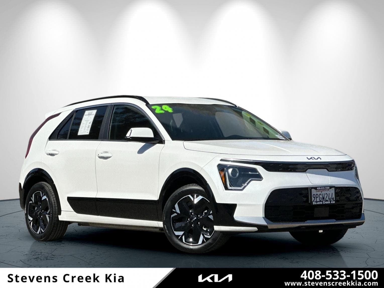 2024 Kia Niro EV Wind — photo 1 of 29