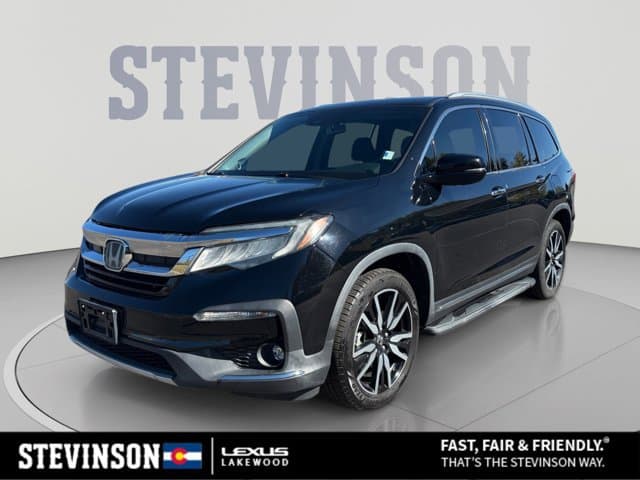 2020 Honda Pilot Touring 7-Passenger — photo 1 of 32