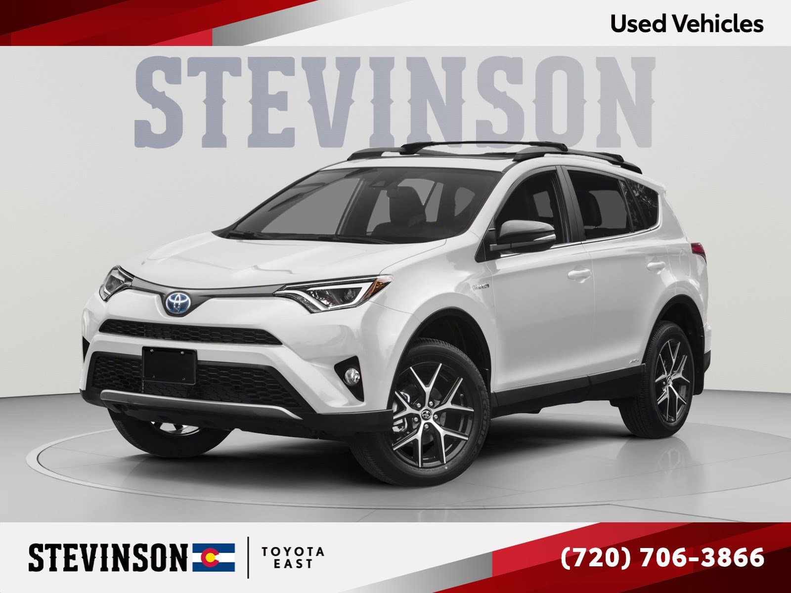 2017 Toyota RAV4 Hybrid SE — photo 1 of 11