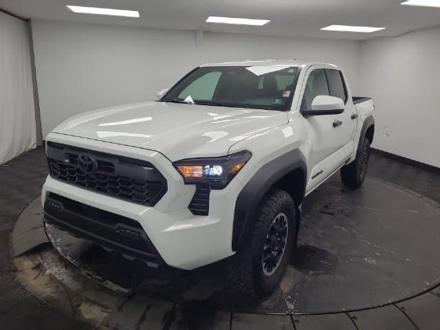 2025 Toyota Tacoma 4WD TRD Off Road — photo 1 of 33