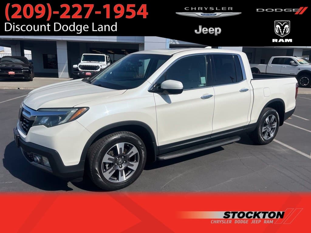 2018 Honda Ridgeline RTL-E — photo 1 of 62