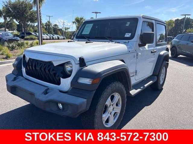 2018 Jeep Wrangler Sport — photo 1 of 12