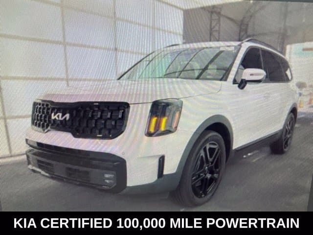 2024 Kia Telluride Base — photo 1 of 8
