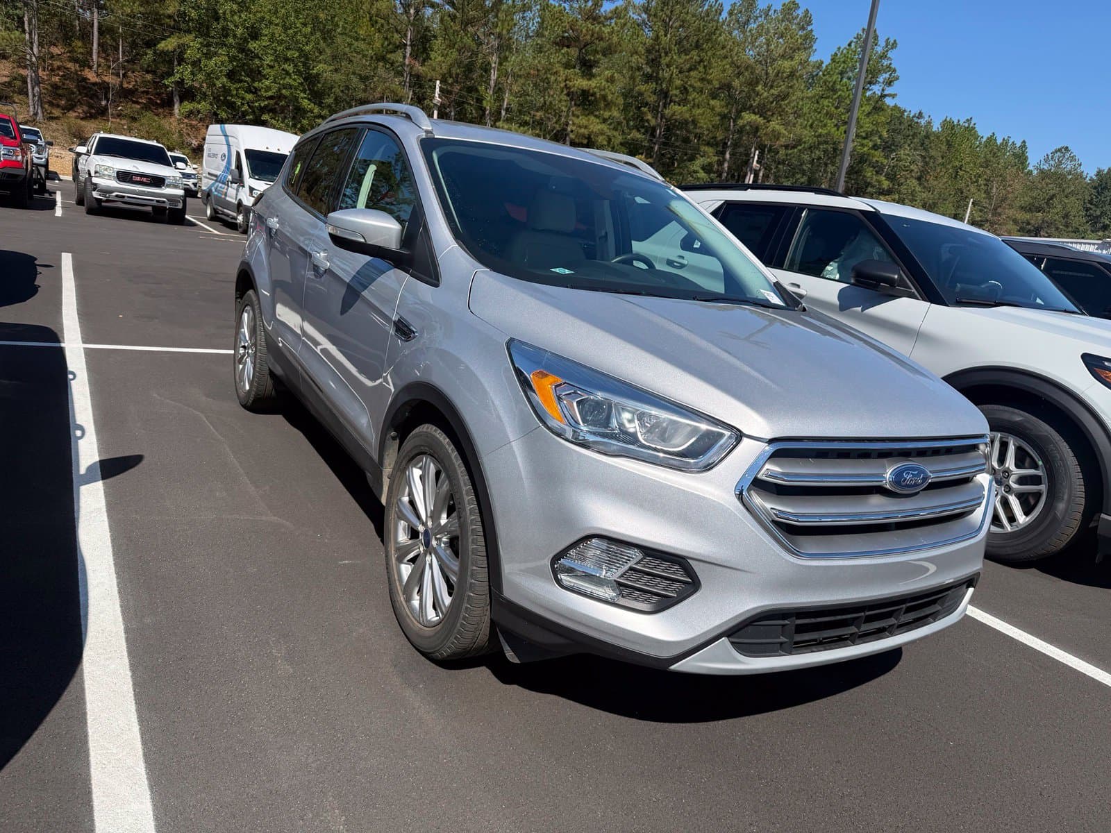 2017 Ford Escape Titanium — photo 1 of 6