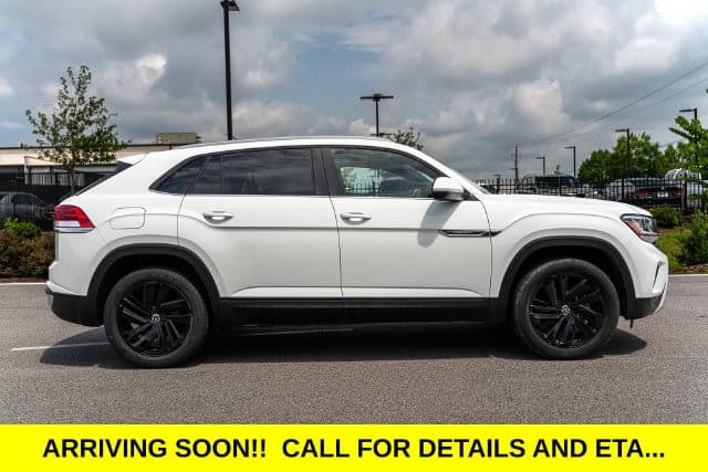 2023 Volkswagen Atlas Cross Sport 3.6L V6 SE w/Technology — photo 1 of 22