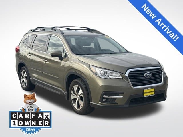 2022 Subaru Ascent Premium — photo 1 of 14