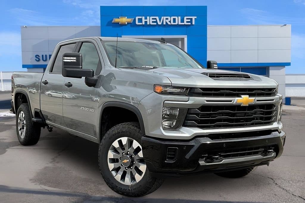 2026 Chevrolet Silverado 2500HD Custom — photo 1 of 42