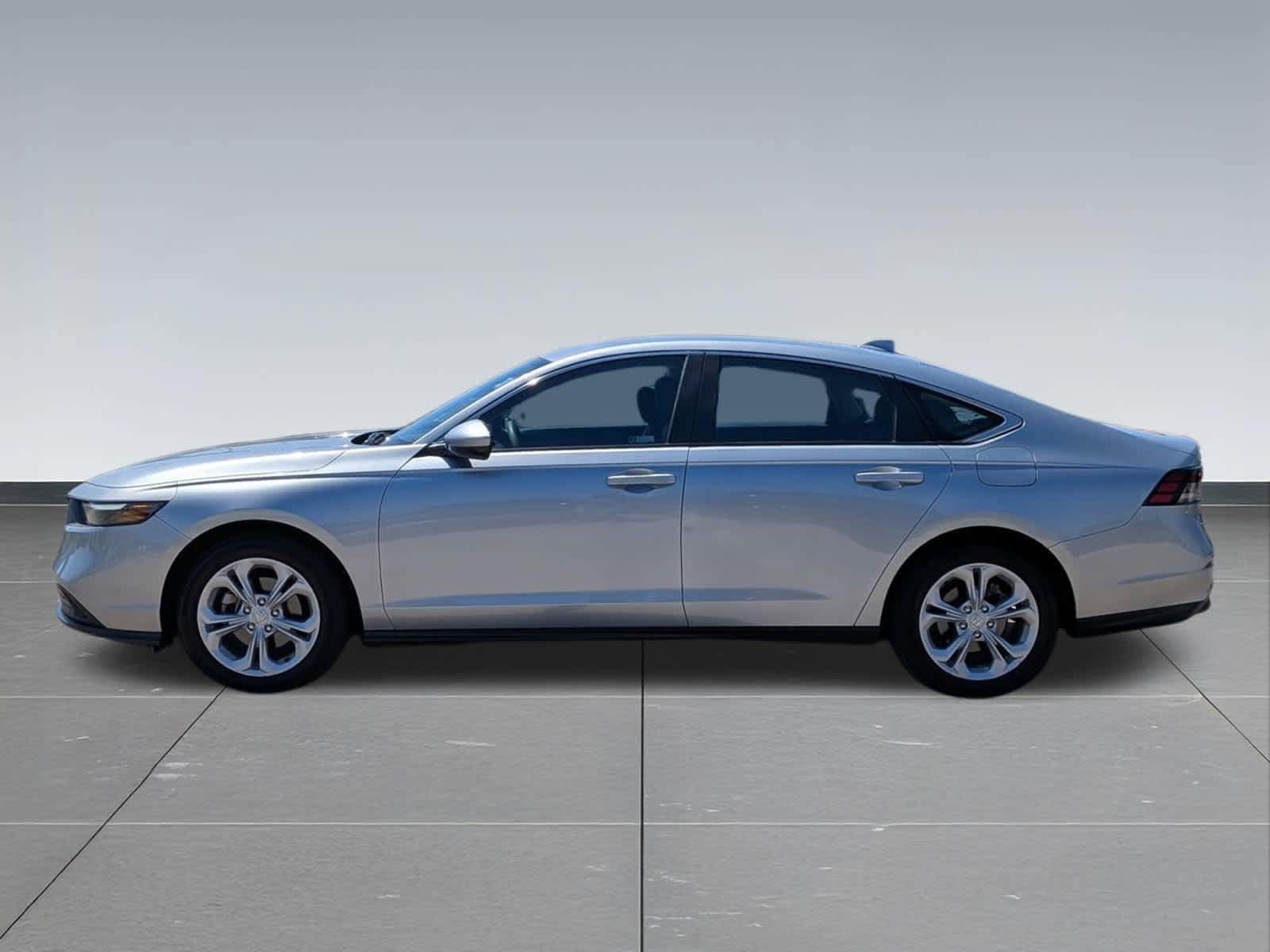 2025 Honda Accord Sedan LX — photo 1 of 30