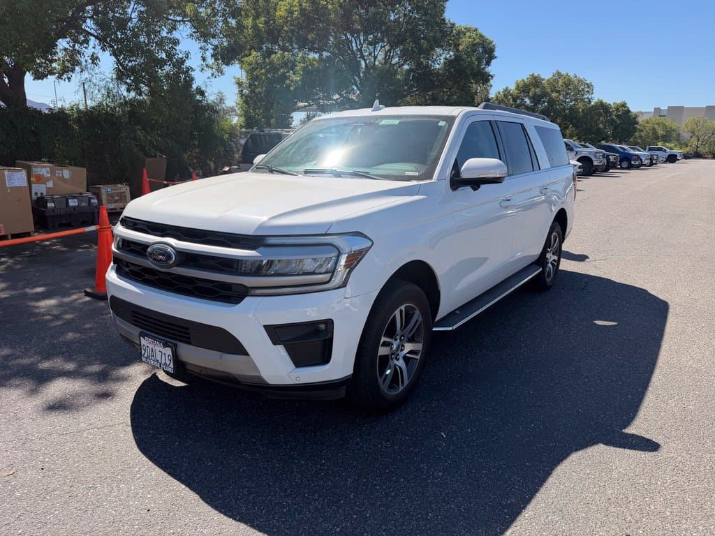 2022 Ford Expedition Max XLT — photo 1 of 5