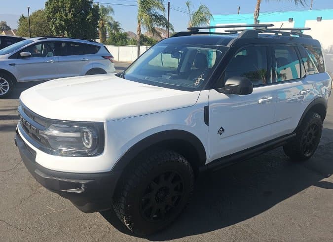 2021 Ford Bronco Sport Outer Banks — photo 1 of 8