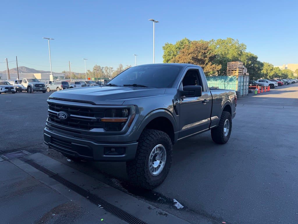 2024 Ford F-150 XL — photo 1 of 5