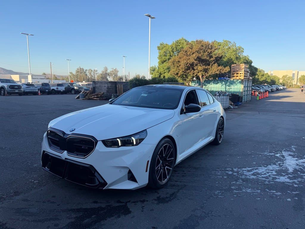2026 BMW M5 Base — photo 1 of 5