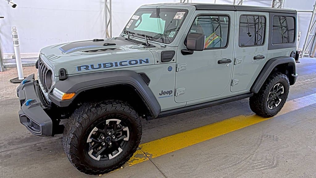 2024 Jeep Wrangler Base — photo 1 of 6