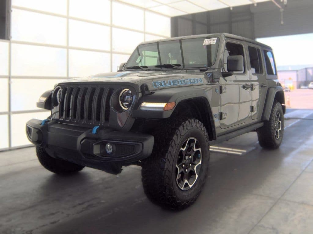 2023 Jeep Wrangler Base — photo 1 of 6