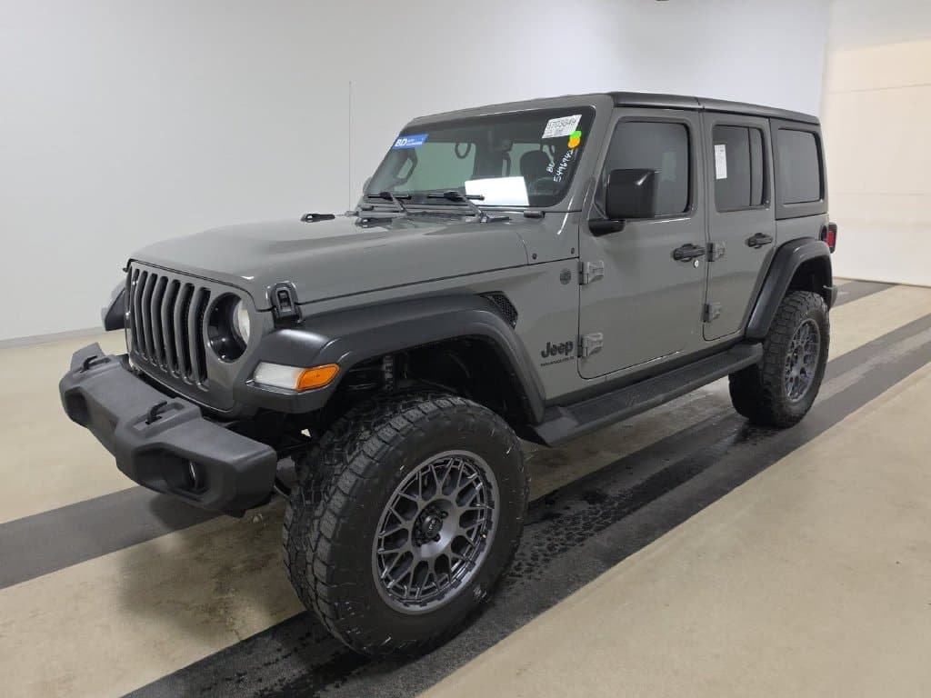 2023 Jeep Wrangler Sport — photo 1 of 6