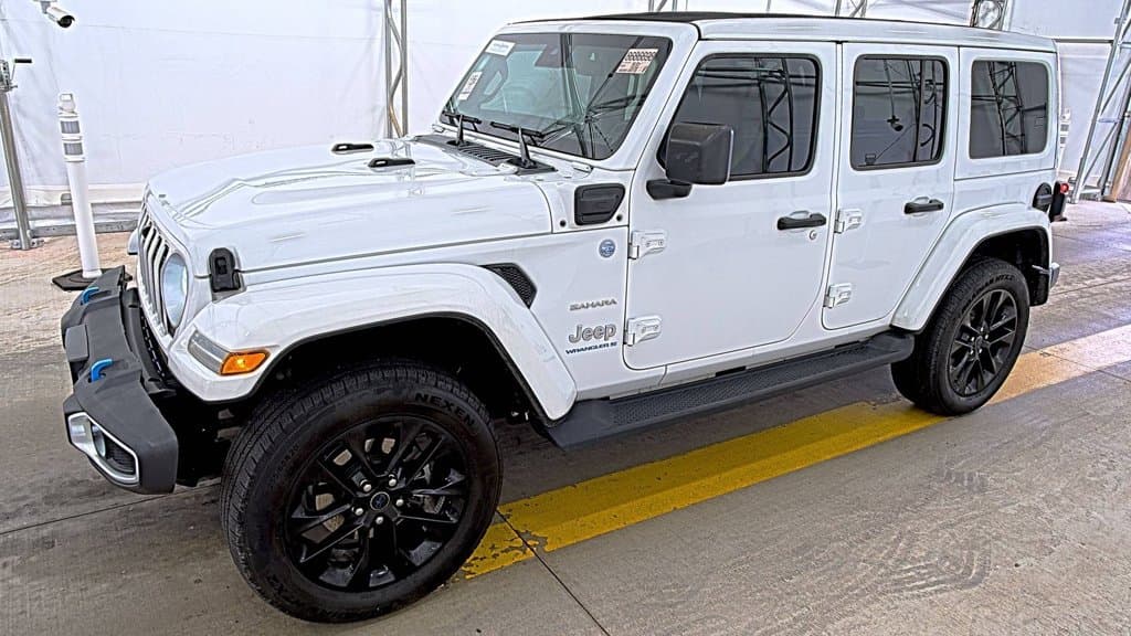 2024 Jeep Wrangler 4xe Sahara — photo 1 of 6