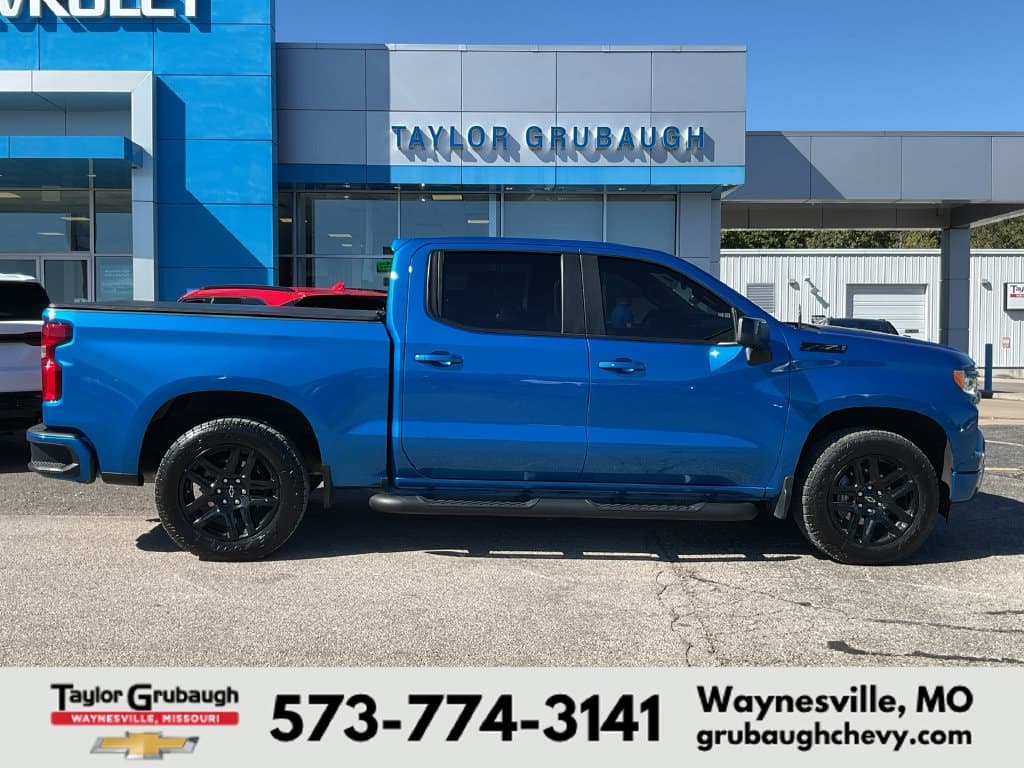 2023 Chevrolet Silverado 1500 RST — photo 1 of 31