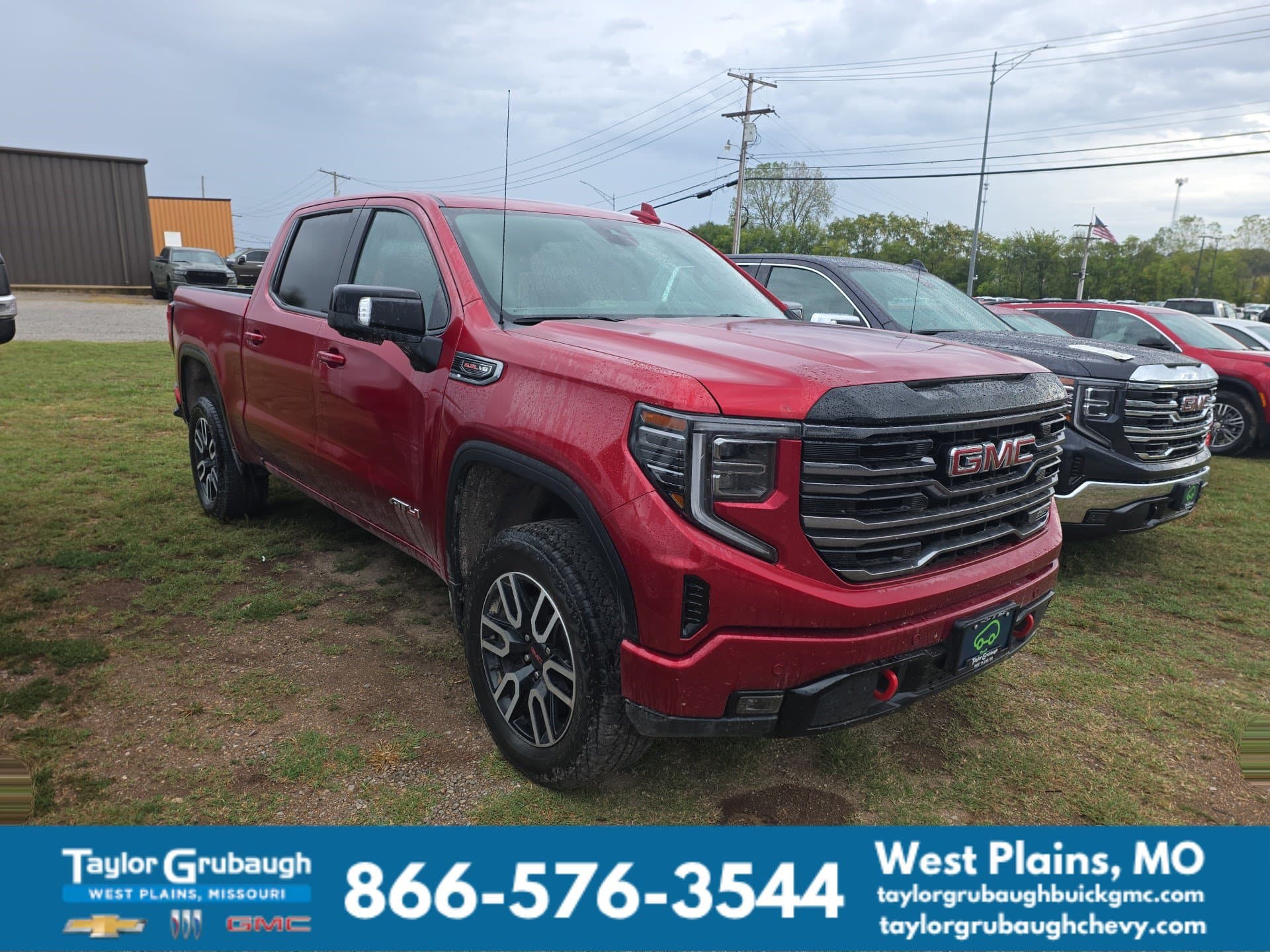 2025 GMC Sierra 1500 AT4 — photo 1 of 14