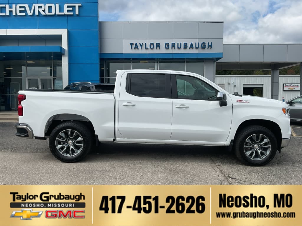 2026 Chevrolet Silverado 1500 LT — photo 1 of 37
