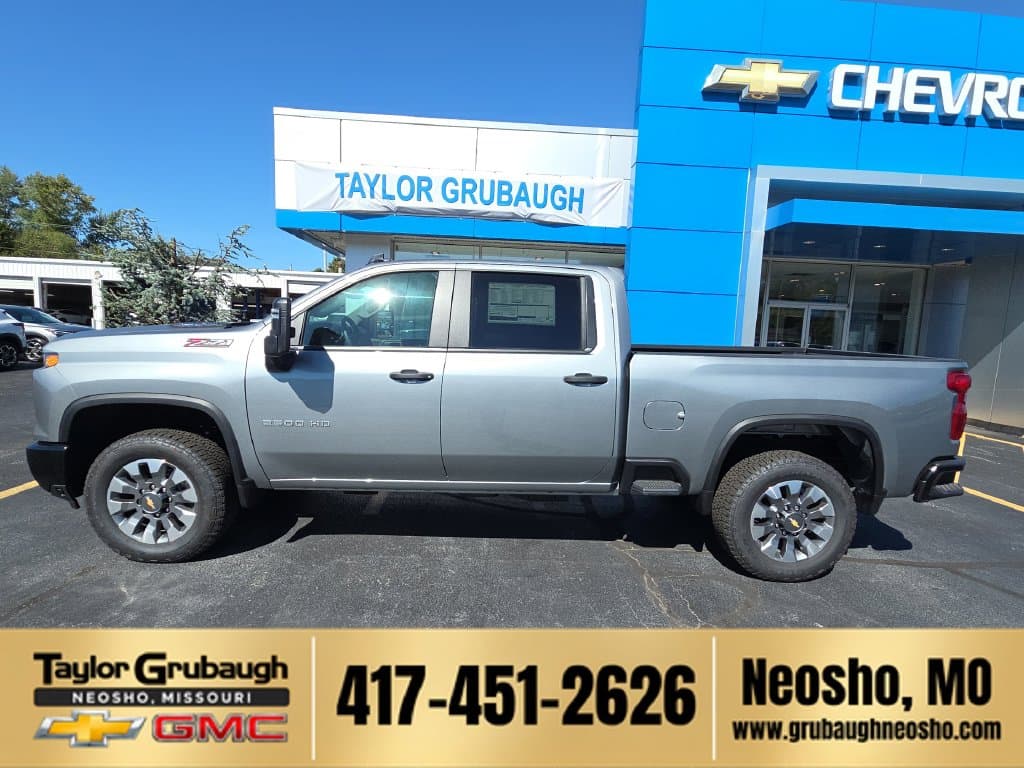 2026 Chevrolet Silverado 2500HD Custom — photo 1 of 30