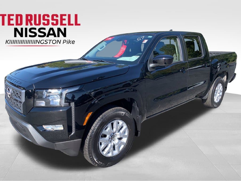 2022 Nissan Frontier SV — photo 1 of 31