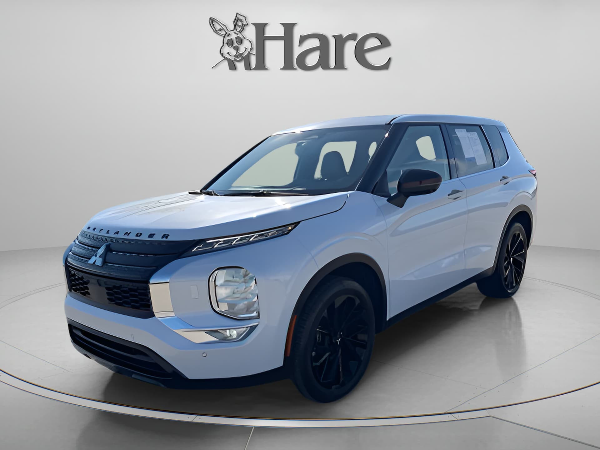 2023 Mitsubishi Outlander SEL — photo 1 of 33