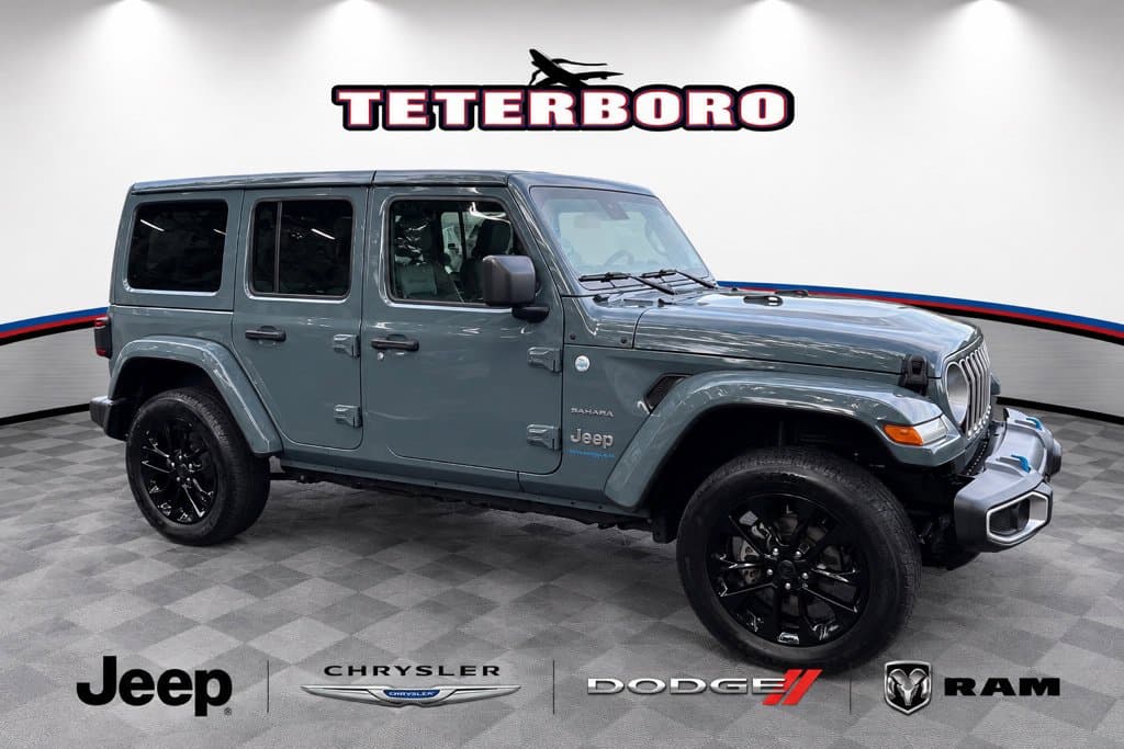 2024 Jeep Wrangler 4xe Sahara — photo 1 of 27