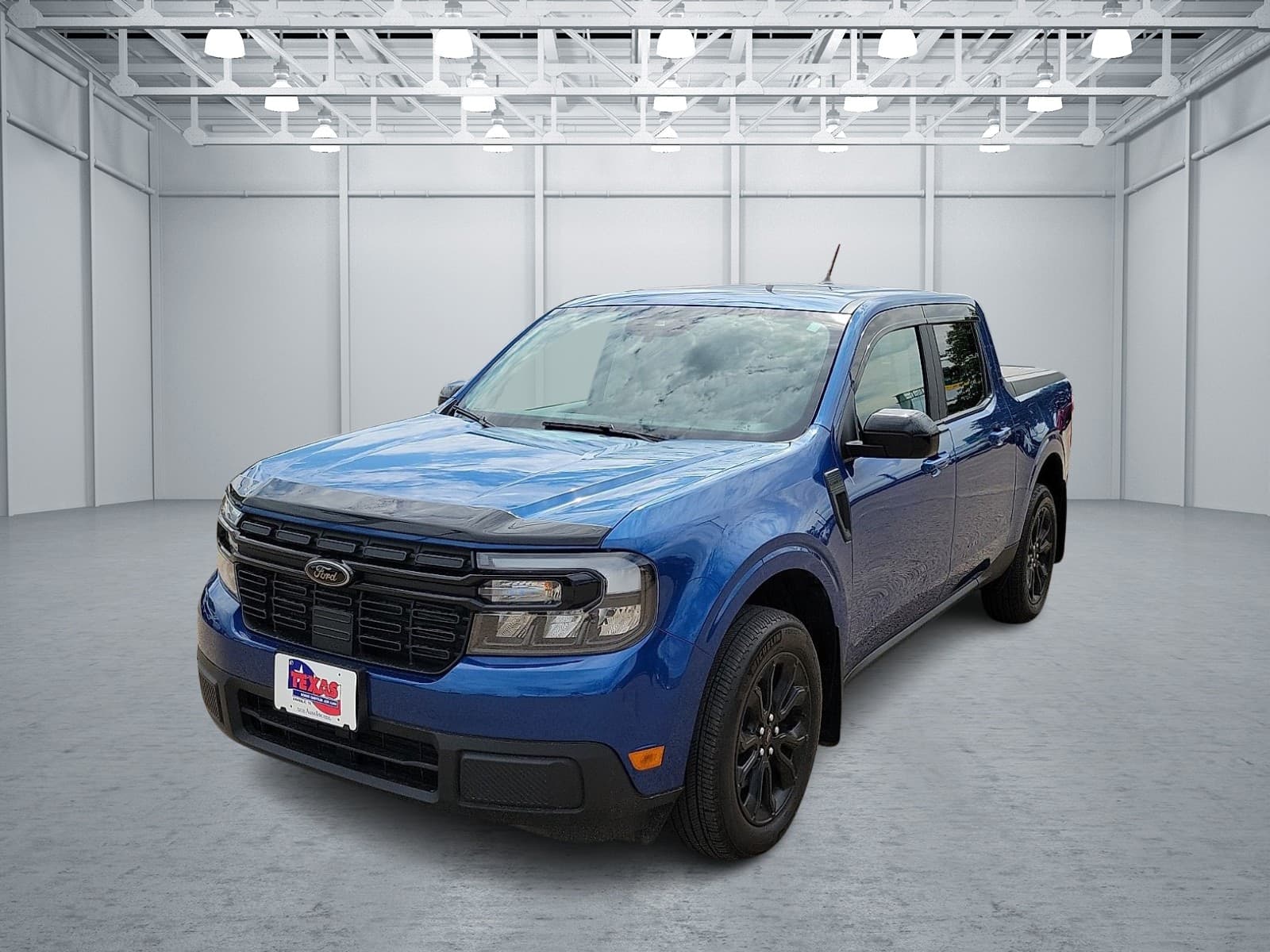 2024 Ford Maverick LARIAT — photo 1 of 20