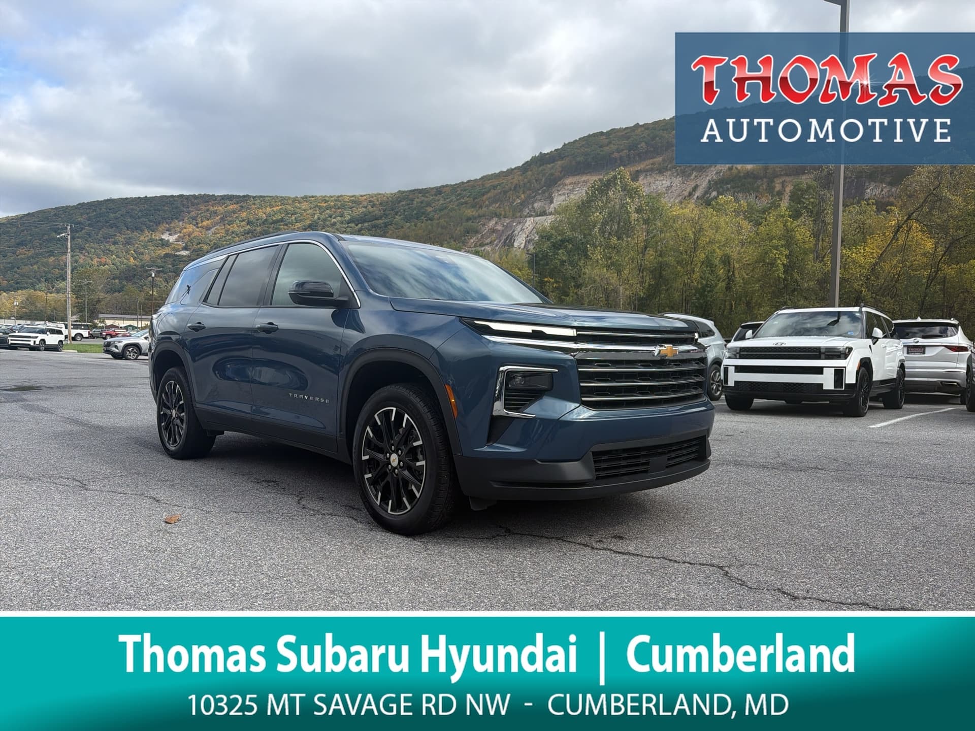 2026 Chevrolet Traverse AWD LT — photo 1 of 32