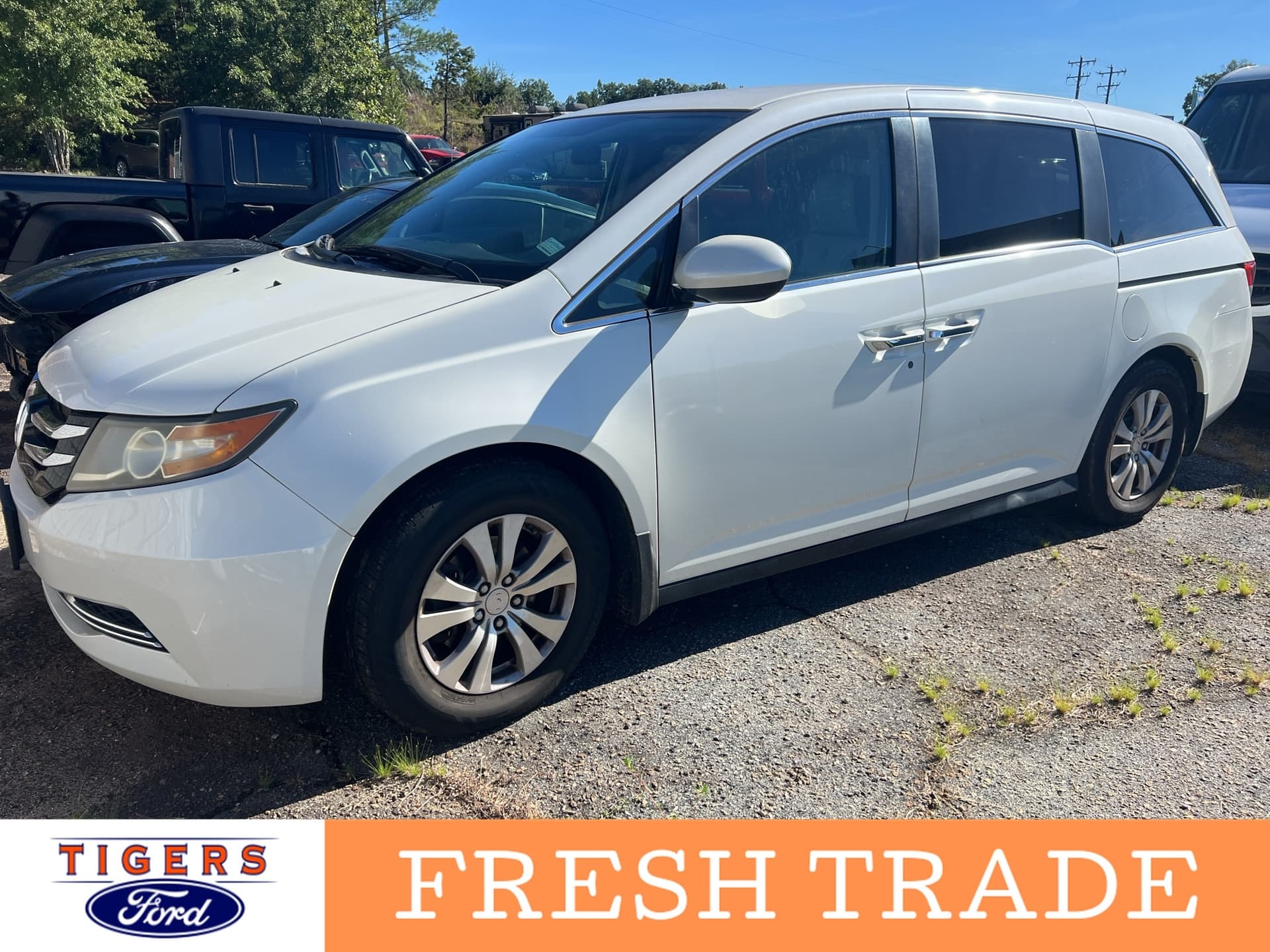2016 Honda Odyssey EX — photo 1 of 3