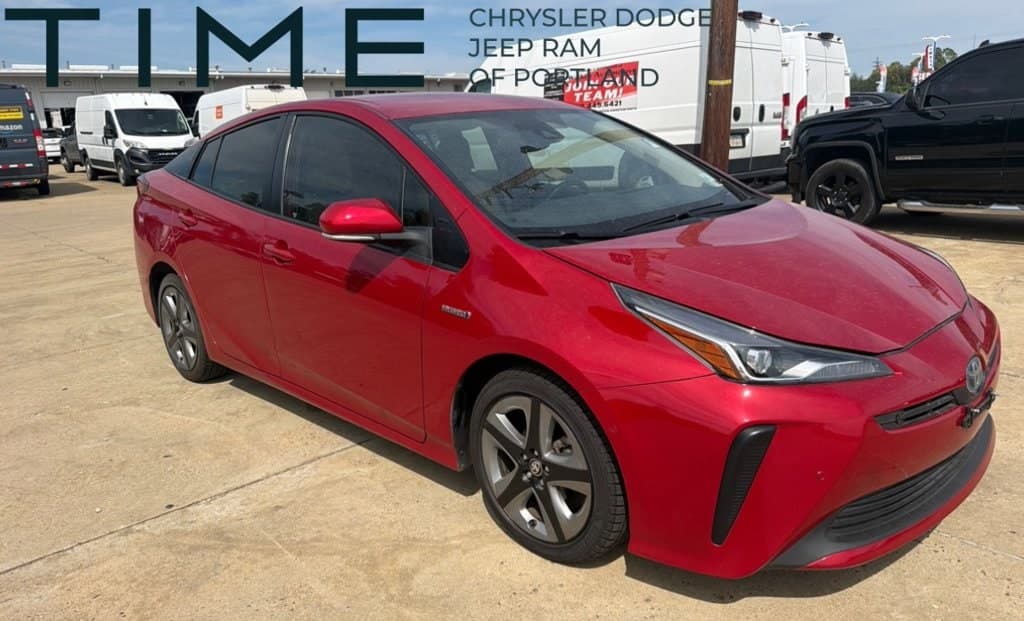 2021 Toyota Prius XLE — photo 1 of 5