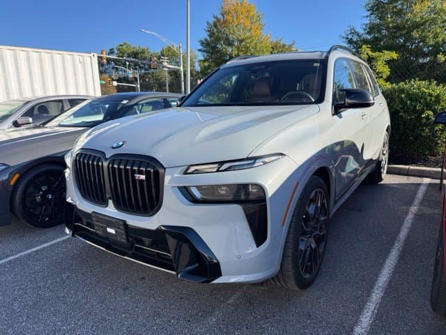 2024 BMW X7 M60i — photo 1 of 10