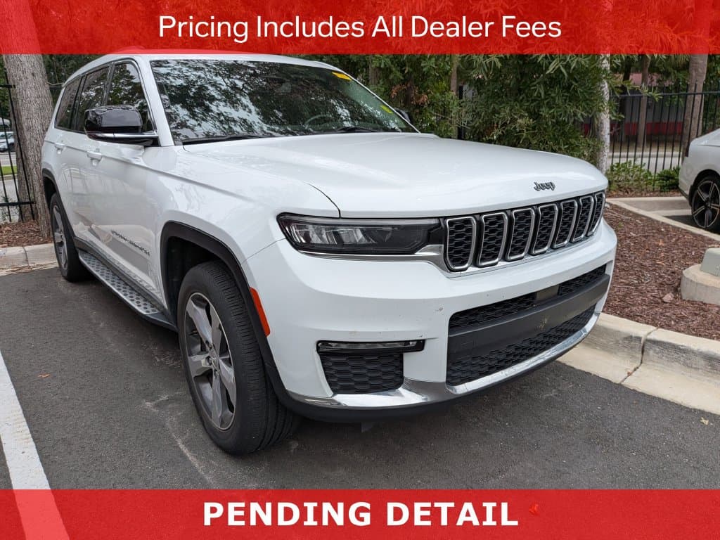 2021 Jeep Grand Cherokee L Limited — photo 1 of 10