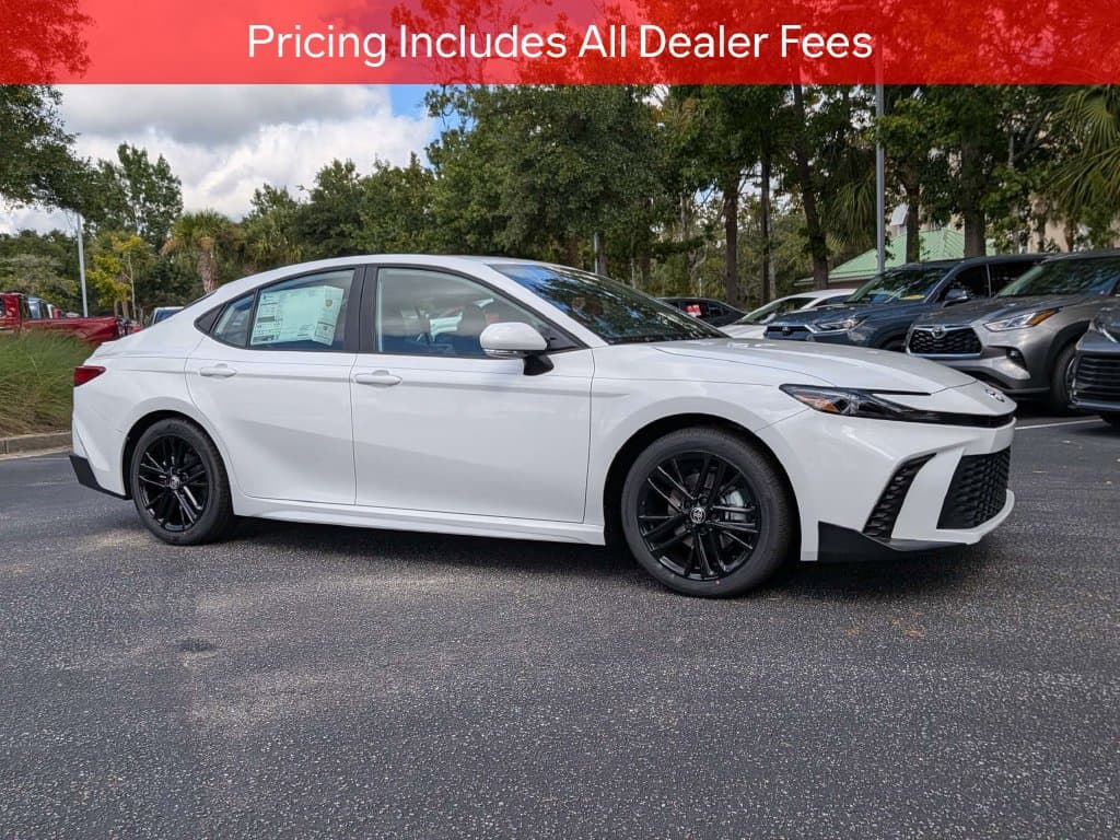 2026 Toyota Camry SE — photo 1 of 51