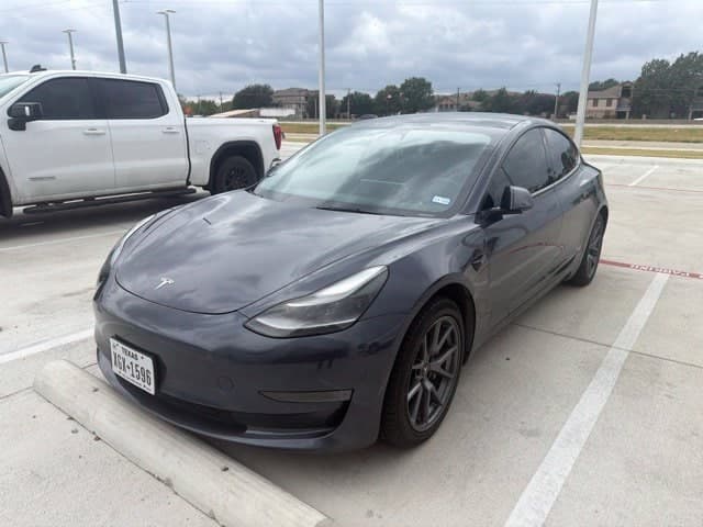 2022 Tesla Model 3 Long Range — photo 1 of 7