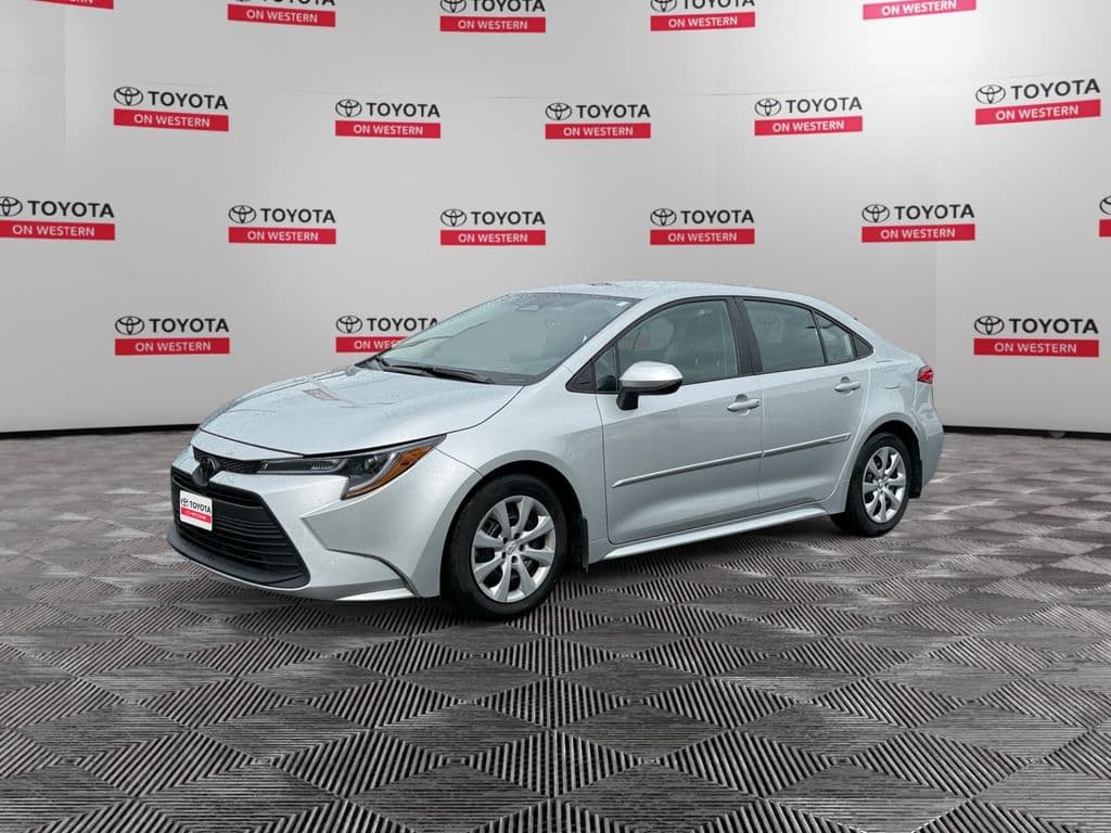 2025 Toyota Corolla LE — photo 1 of 39