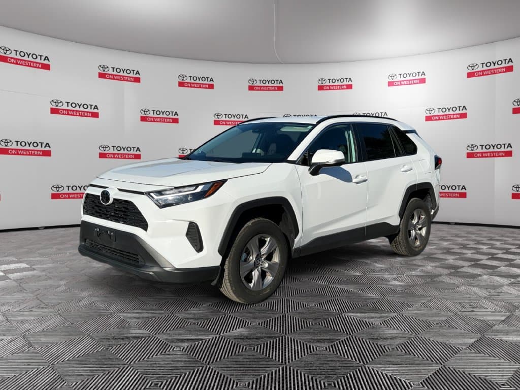 2025 Toyota RAV4 XLE — photo 1 of 38
