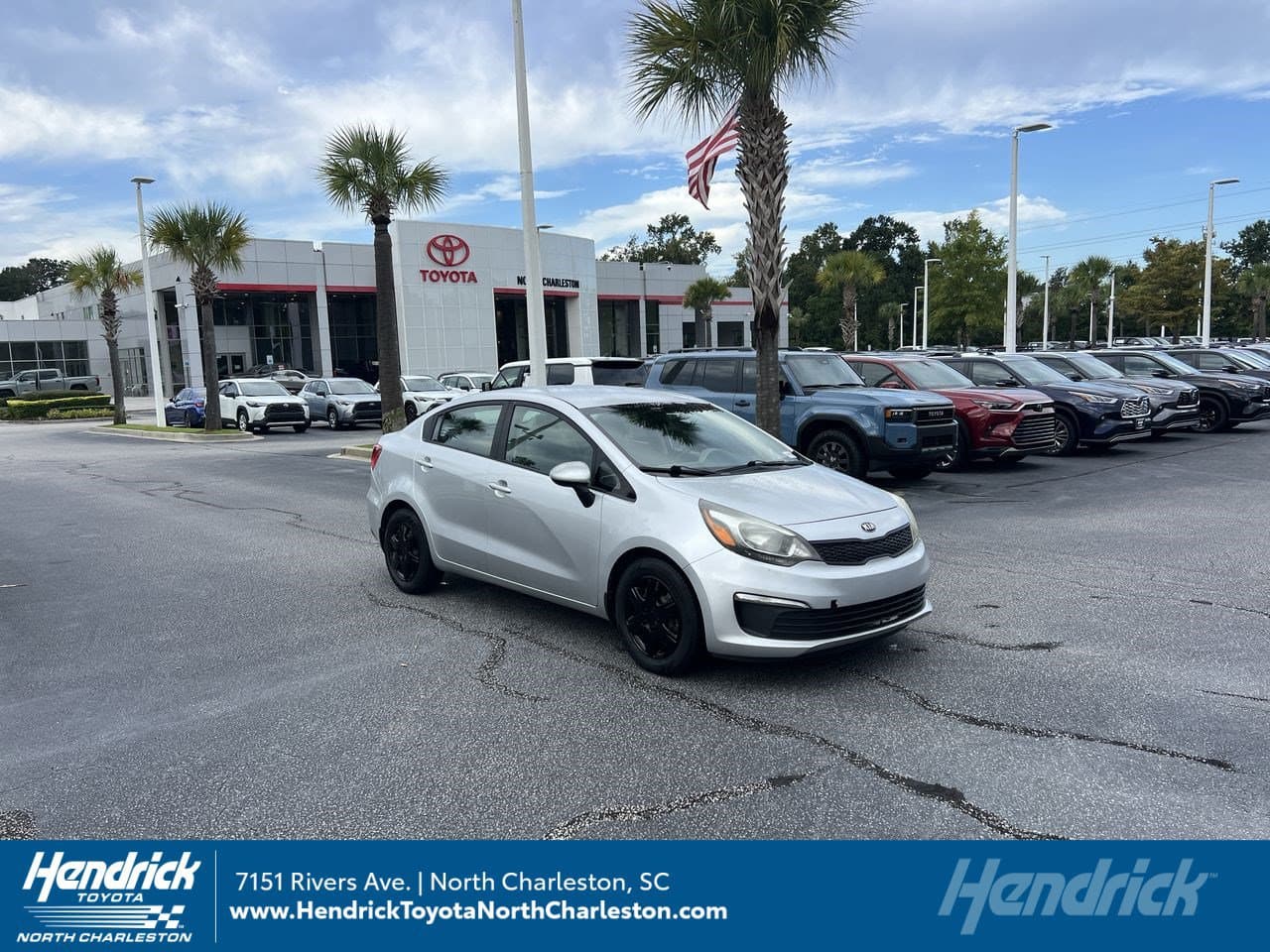 2017 Kia Rio LX — photo 1 of 37
