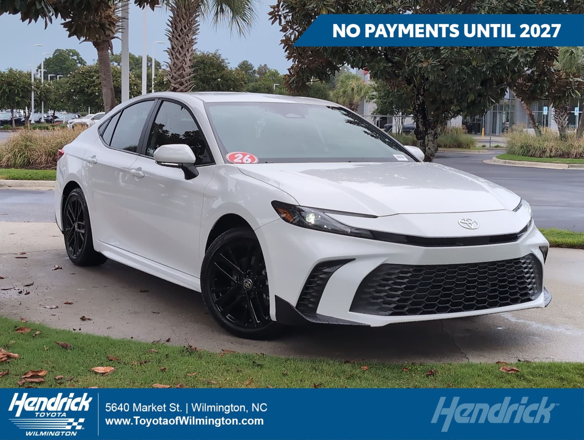 2026 Toyota Camry SE — photo 1 of 41