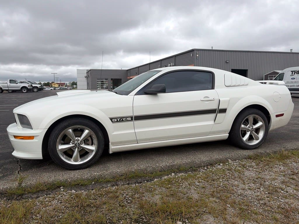 2007 Ford Mustang GT Premium — photo 1 of 12