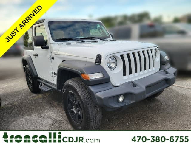 2023 Jeep Wrangler Sport — photo 1 of 9