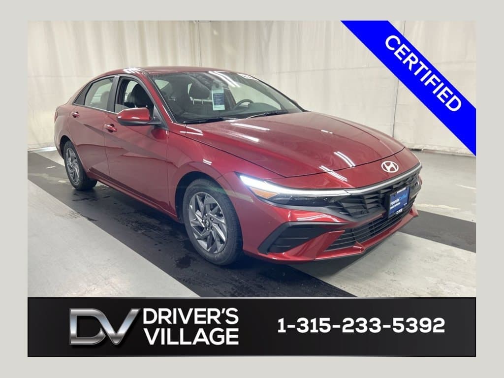 2024 Hyundai Elantra SEL — photo 1 of 23