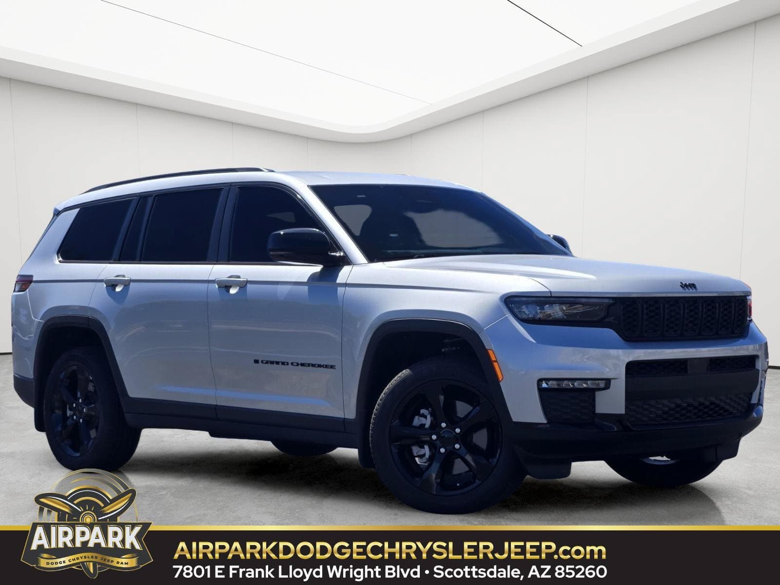 2025 Jeep Grand Cherokee L Limited — photo 1 of 25