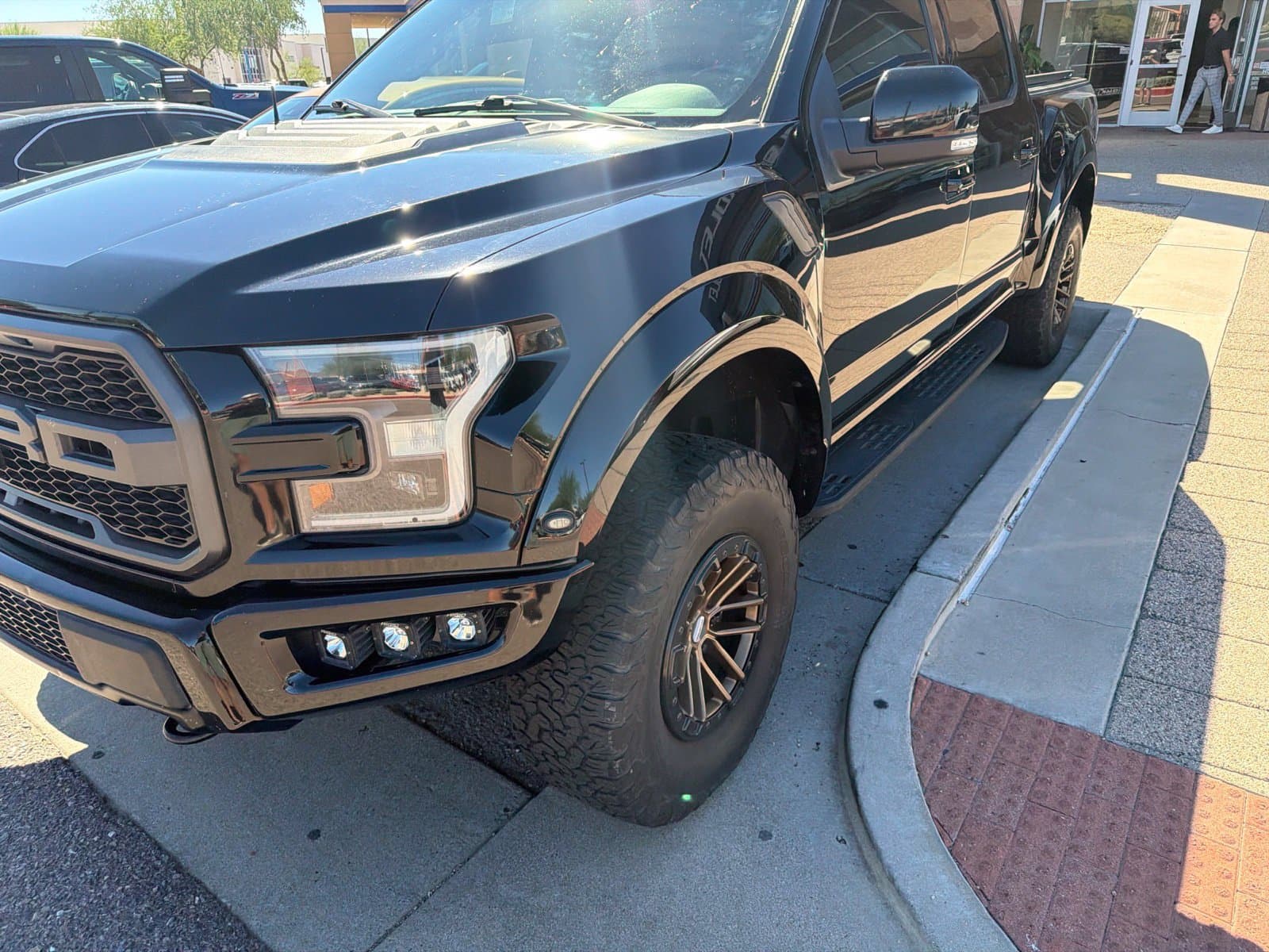 2017 Ford F-150 Raptor — photo 1 of 7