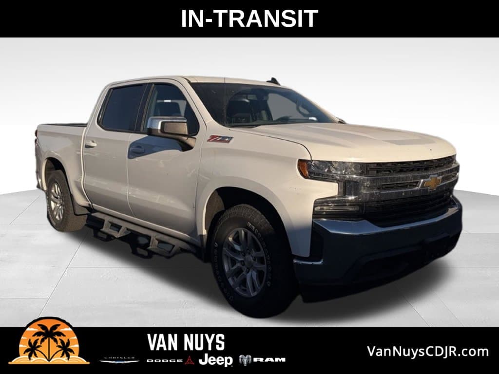 2020 Chevrolet Silverado 1500 LT — photo 1 of 8