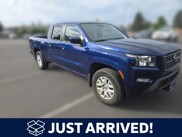2023 Nissan Frontier SV — photo 1 of 12