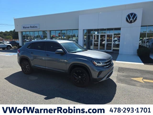 2023 Volkswagen Atlas Cross Sport 3.6L V6 SE w/Technology — photo 1 of 12