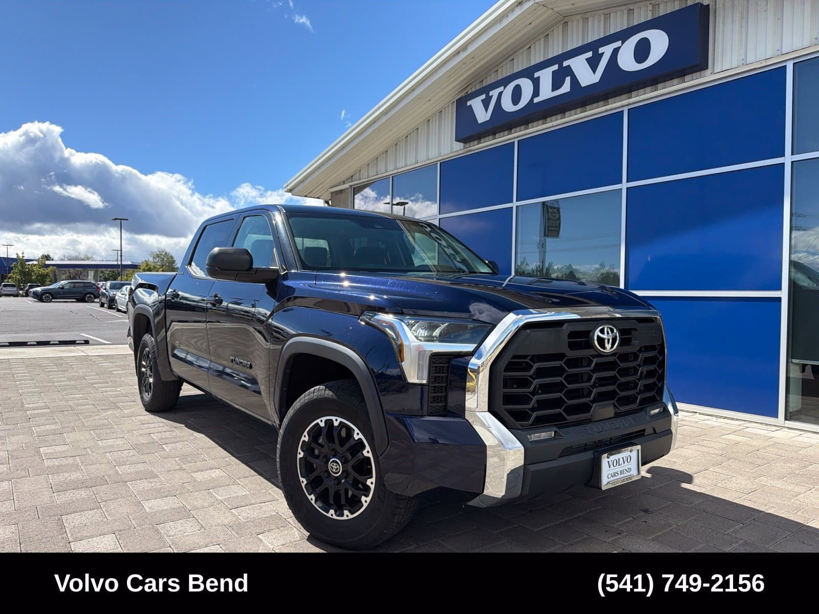 2023 Toyota Tundra 4WD SR5 — photo 1 of 9